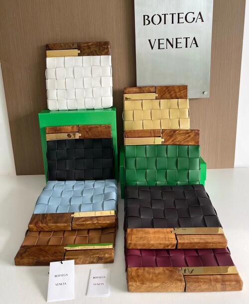 53ef13bbeeb352f8b75a70baad2834d2